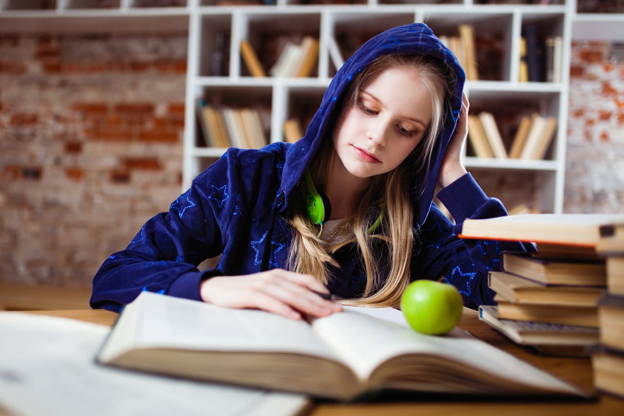 Study Hacks: How to Use the Feynman Technique to Learn Faster