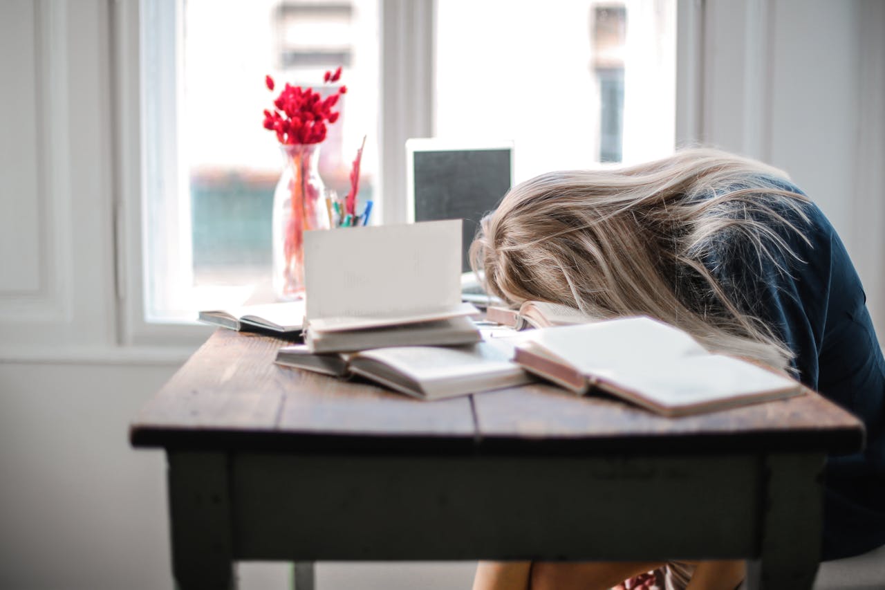How to Avoid Procrastination: Simple Strategies for Students